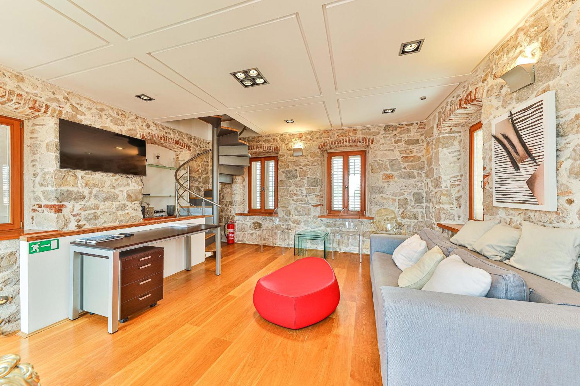 Augubio Penthouse Apartment สปลิท ภายนอก รูปภาพ