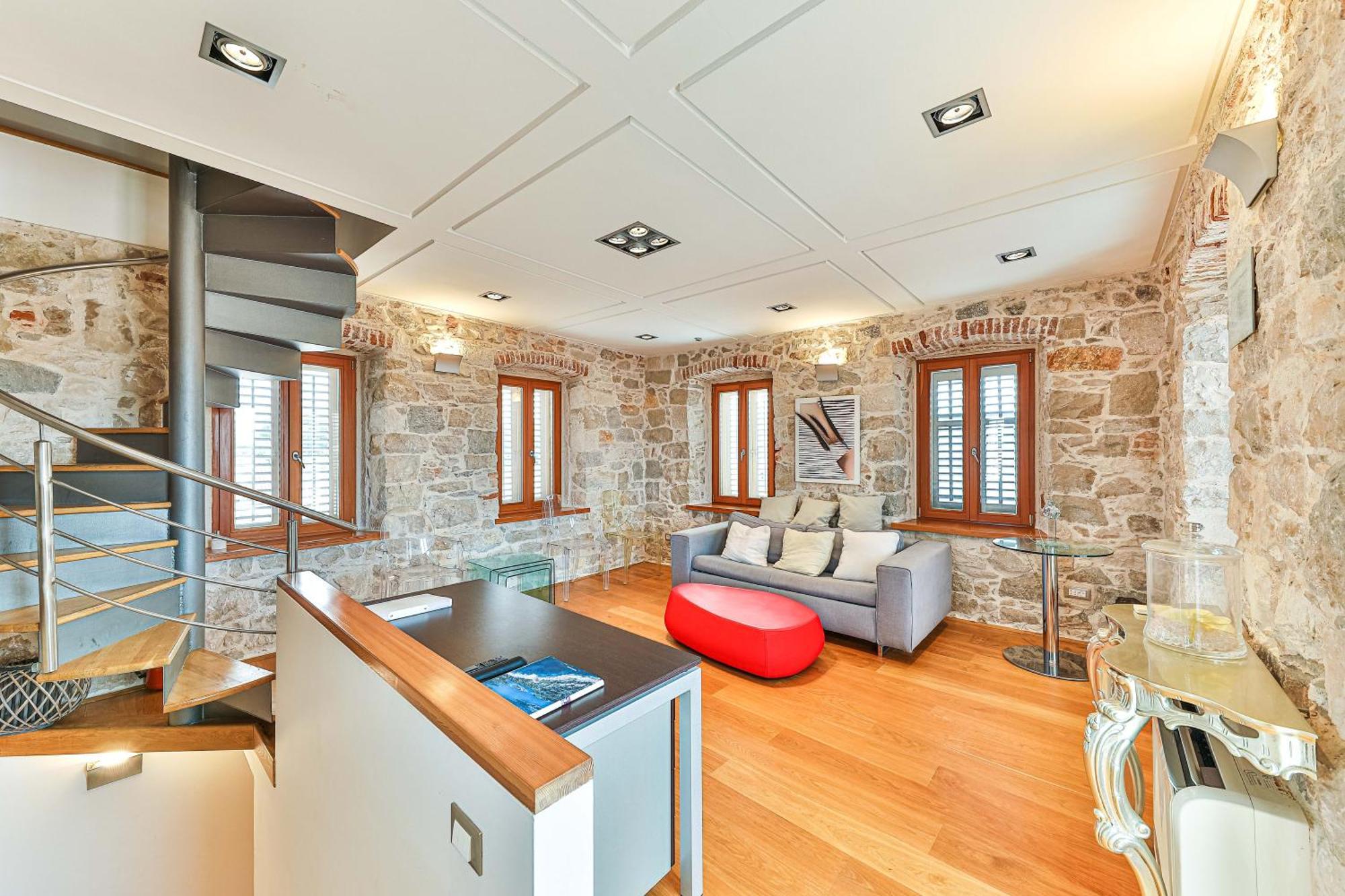 Augubio Penthouse Apartment สปลิท ภายนอก รูปภาพ