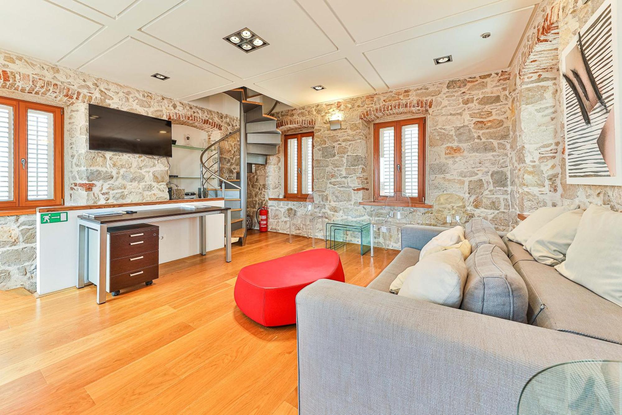 Augubio Penthouse Apartment สปลิท ภายนอก รูปภาพ